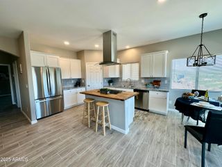 43019 N 18th Street, New River, AZ 85087