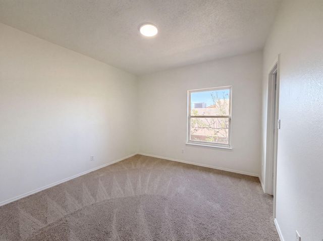 9809 Buckeye Street NW, Albuquerque, NM 87114