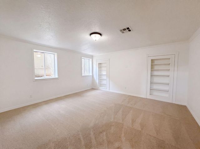 9809 Buckeye Street NW, Albuquerque, NM 87114