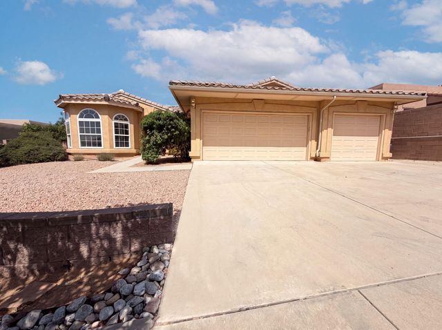 9809 Buckeye Street NW, Albuquerque, NM 87114