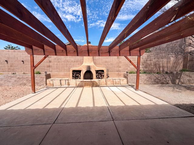 9809 Buckeye Street NW, Albuquerque, NM 87114