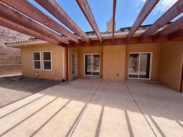 9809 Buckeye Street NW, Albuquerque, NM 87114