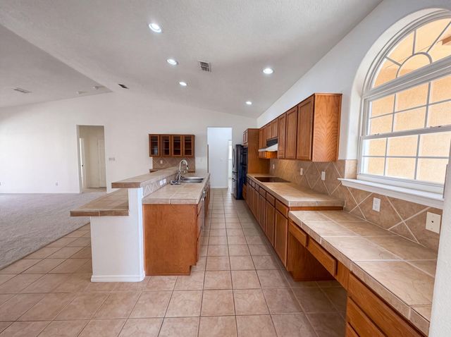 9809 Buckeye Street NW, Albuquerque, NM 87114
