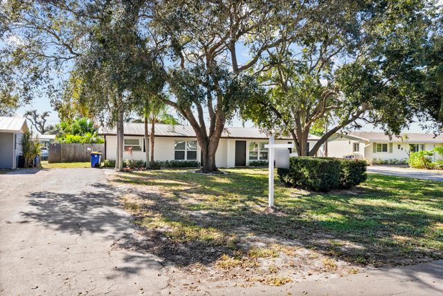 2456 SW Hideaway Lane, Stuart, FL 34994