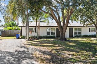 2456 SW Hideaway Lane, Stuart, FL 34994