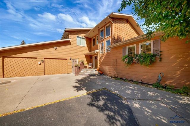 3114 STOCKADE DR, Rapid City, SD 57702