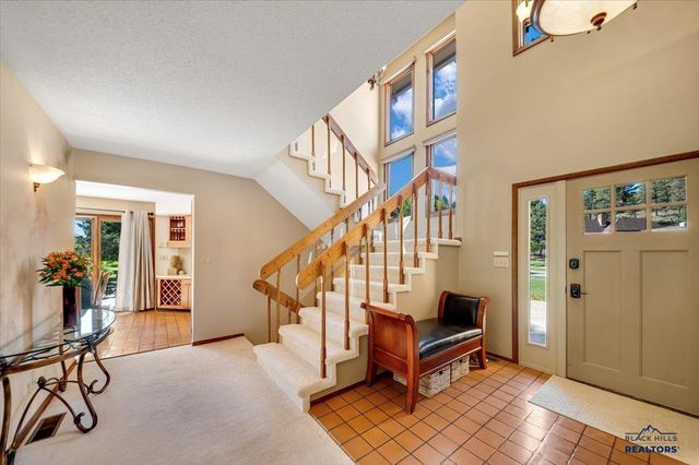 3114 STOCKADE DR, Rapid City, SD 57702