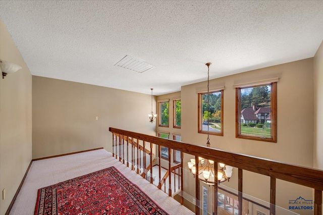 3114 STOCKADE DR, Rapid City, SD 57702