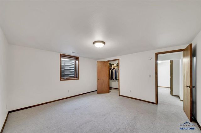 3114 STOCKADE DR, Rapid City, SD 57702