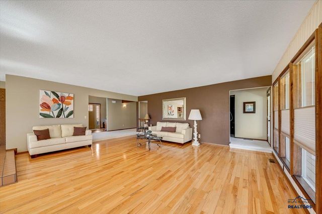 3114 STOCKADE DR, Rapid City, SD 57702