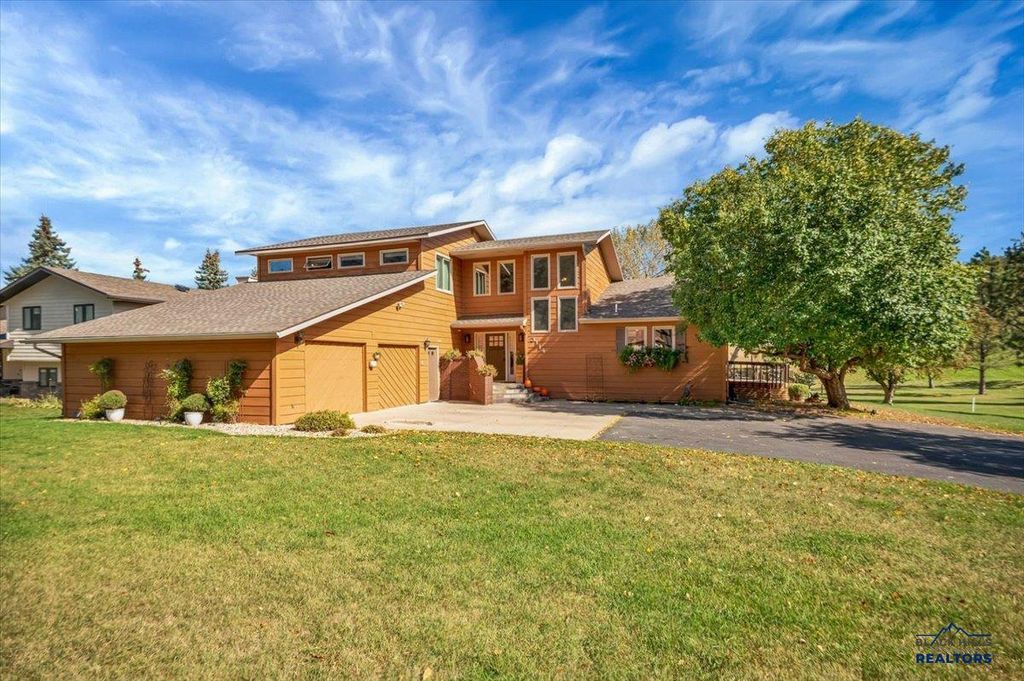 3114 STOCKADE DR, Rapid City, SD 57702