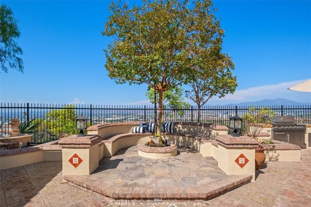525 Luminous, Irvine, CA 92603