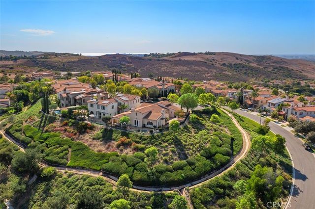 525 Luminous, Irvine, CA 92603
