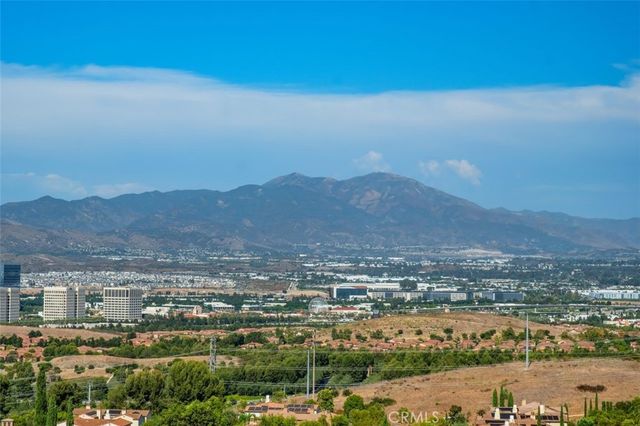 525 Luminous, Irvine, CA 92603