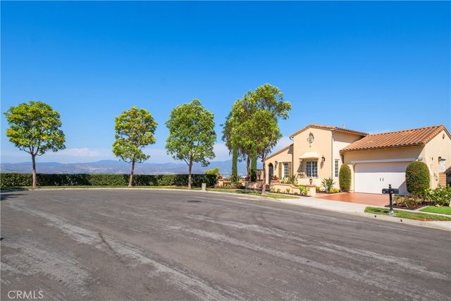 525 Luminous, Irvine, CA 92603