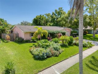 1725 HITCHING POST LANE, Dunedin, FL 34698