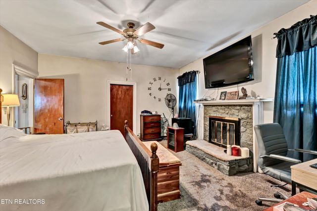 123 Sexton Lane, Clinton, TN 37716