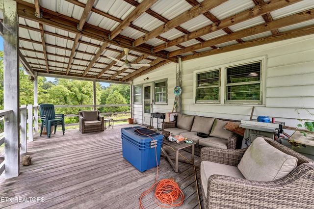 123 Sexton Lane, Clinton, TN 37716