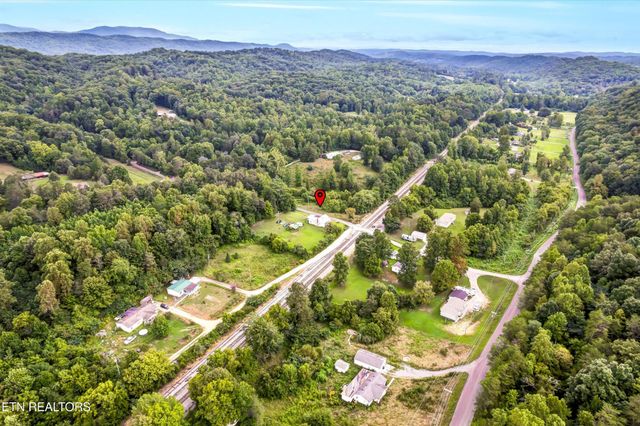 123 Sexton Lane, Clinton, TN 37716