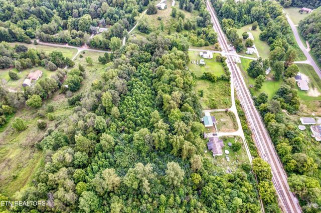 123 Sexton Lane, Clinton, TN 37716