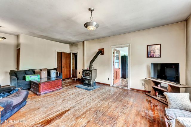 123 Sexton Lane, Clinton, TN 37716