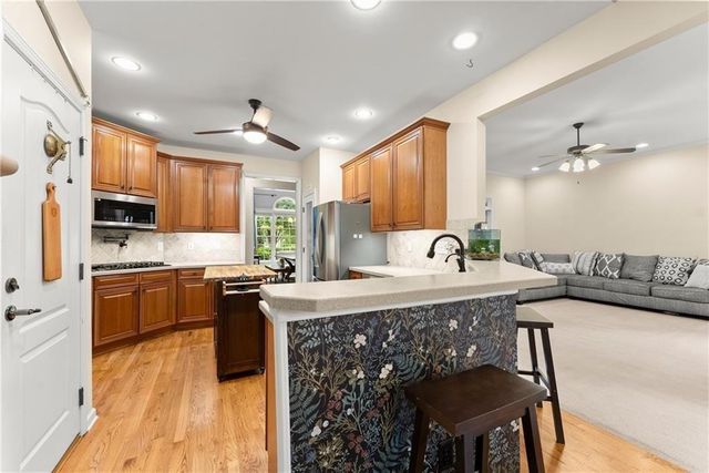 825 Mill Garden Place, Cumming, GA 30040