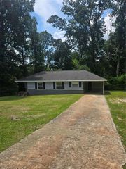 2314 Highway 20, Conyers, GA 30012