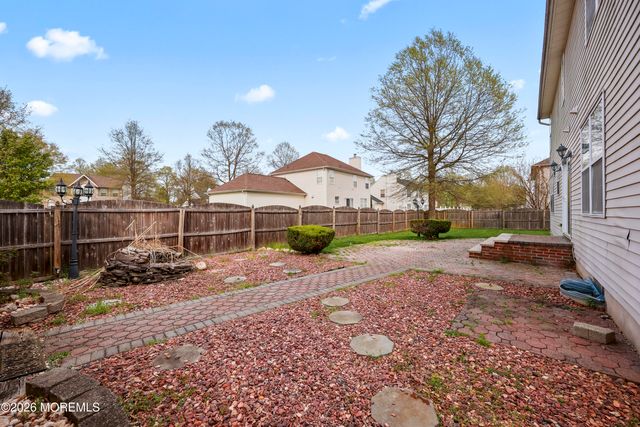 23 Dogwood Court, Cliffwood, NJ 07721