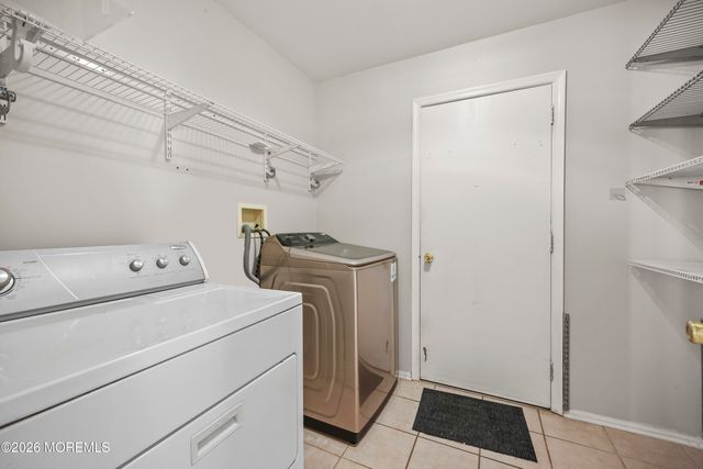 23 Dogwood Court, Cliffwood, NJ 07721