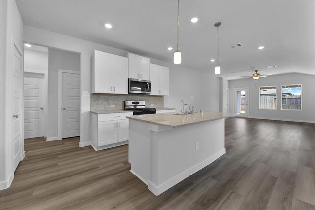 18726 Etta Pines Circle, Crosby, TX 77532