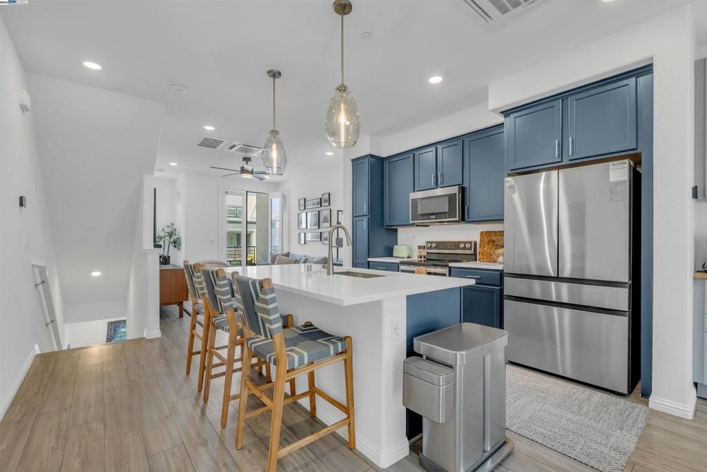2866 Crusader st, Alameda, CA 94501
