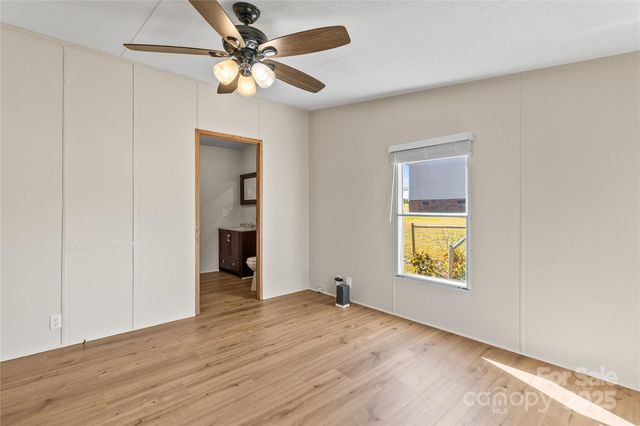 203 Grassy Meadow Lane, Statesville, NC 28625