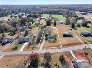 203 Grassy Meadow Lane, Statesville, NC 28625