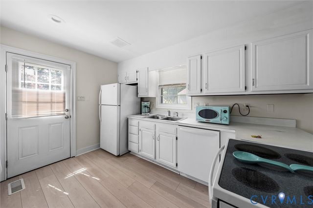 5636 Benika Dr, Richmond, VA 23234