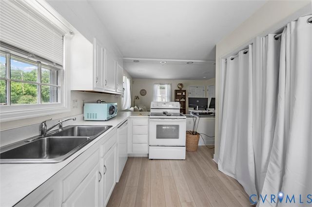 5636 Benika Dr, Richmond, VA 23234