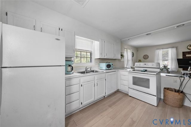 5636 Benika Dr, Richmond, VA 23234