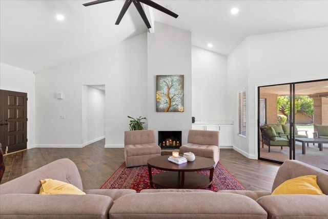 10628 E Cinnabar Avenue, Scottsdale, AZ 85258