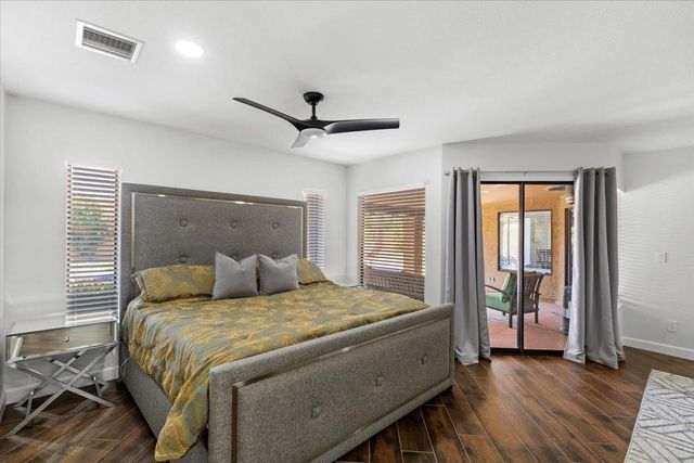 10628 E Cinnabar Avenue, Scottsdale, AZ 85258