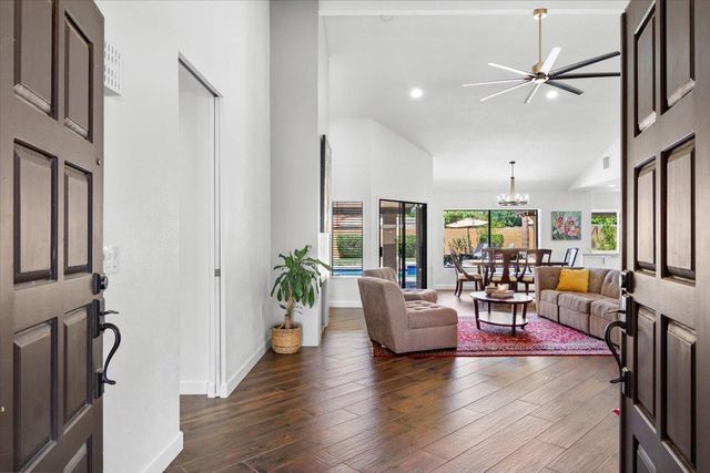 10628 E Cinnabar Avenue, Scottsdale, AZ 85258