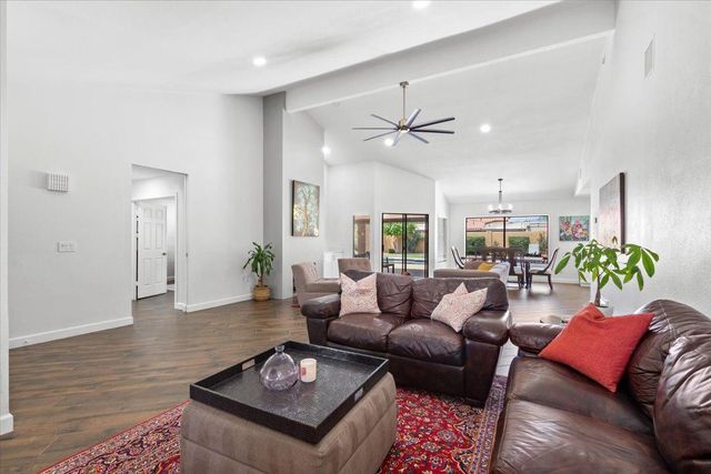 10628 E Cinnabar Avenue, Scottsdale, AZ 85258