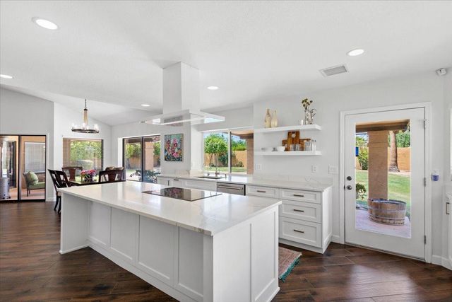 10628 E Cinnabar Avenue, Scottsdale, AZ 85258
