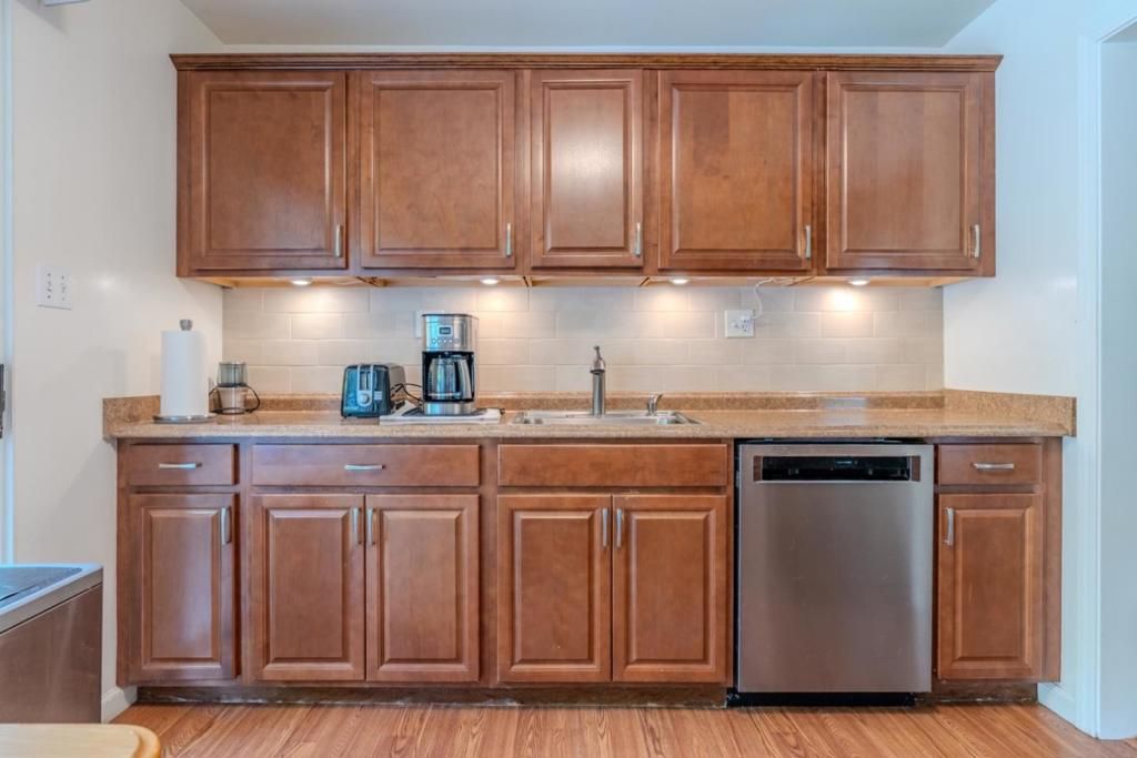 Image 13 of property listing at 1195 Palou Drive, Pacifica, CA 94044