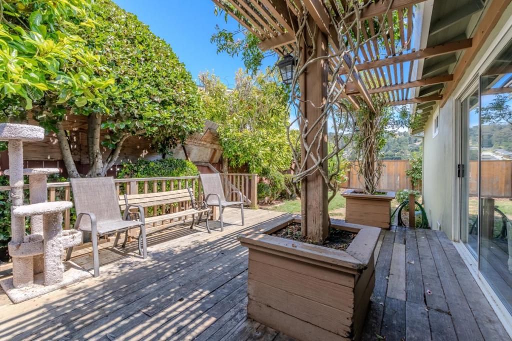 Image 20 of property listing at 1195 Palou Drive, Pacifica, CA 94044