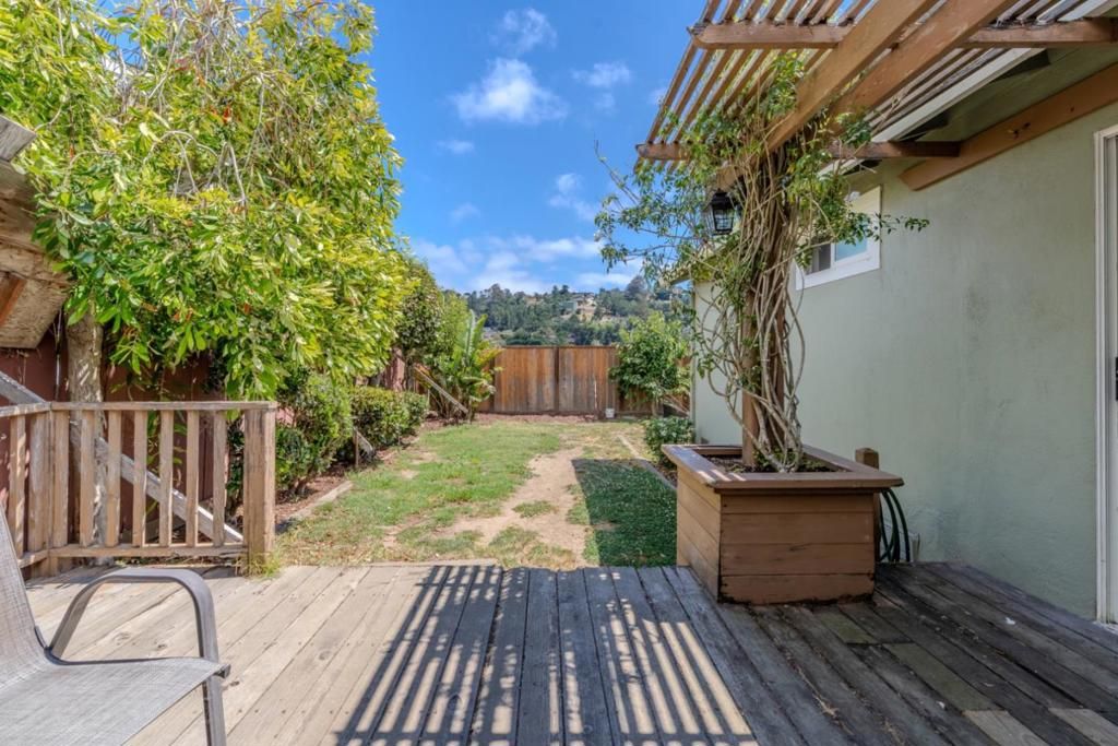 Image 21 of property listing at 1195 Palou Drive, Pacifica, CA 94044