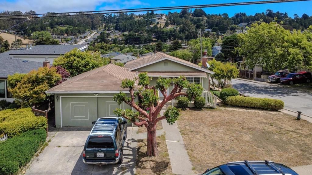 Image 28 of property listing at 1195 Palou Drive, Pacifica, CA 94044