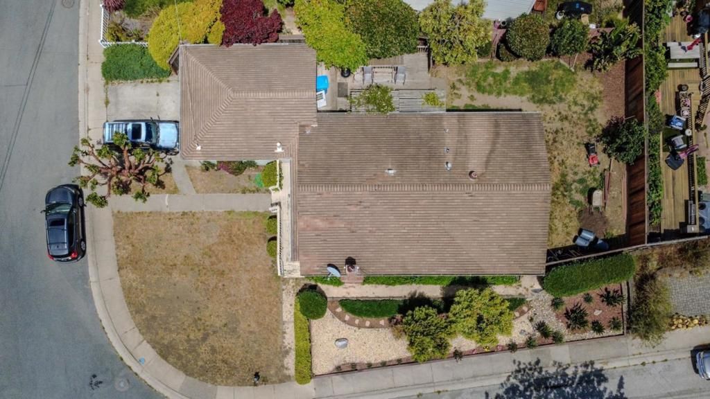 Image 32 of property listing at 1195 Palou Drive, Pacifica, CA 94044