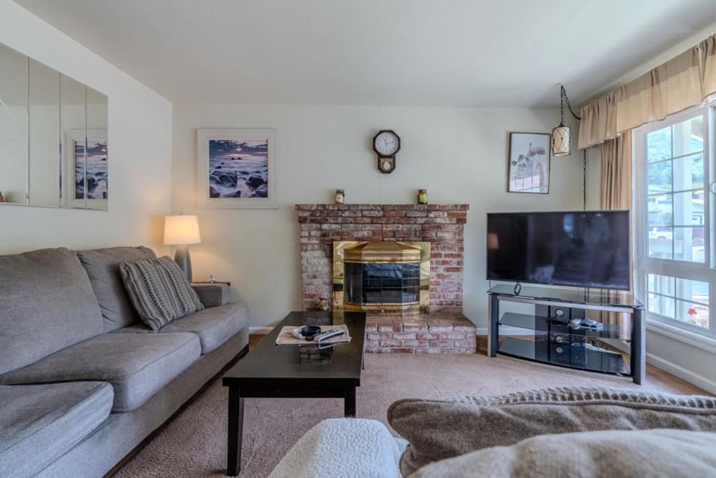 Image 6 of property listing at 1195 Palou Drive, Pacifica, CA 94044