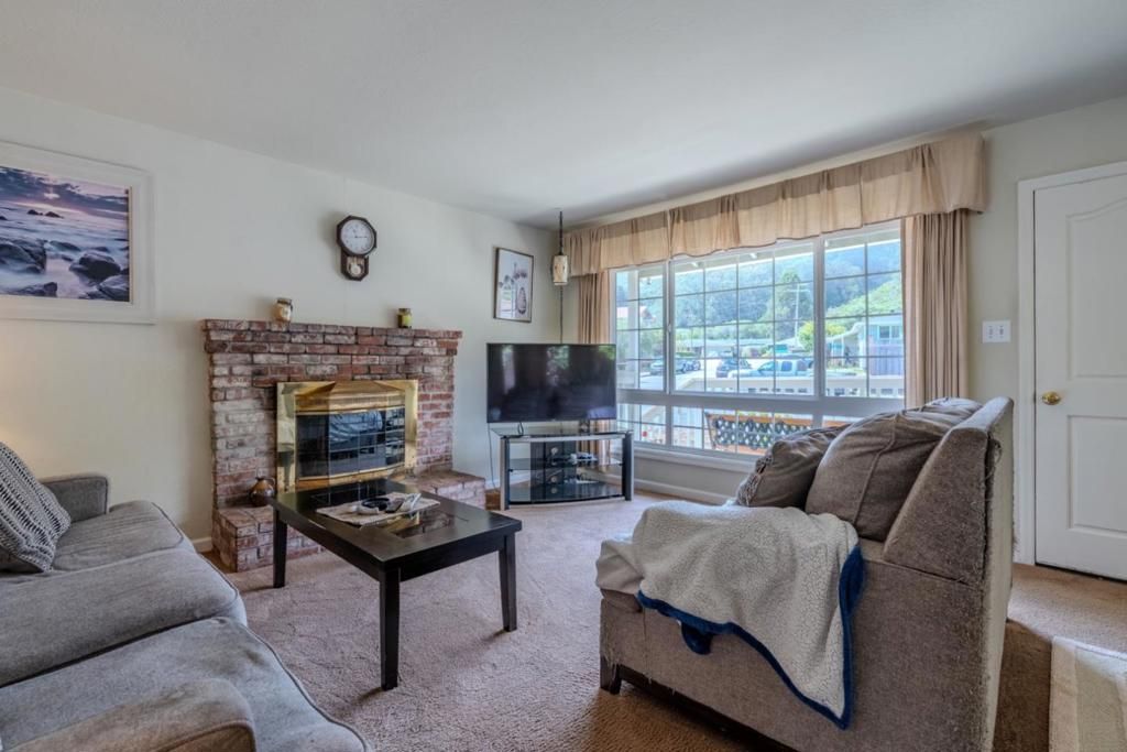 Image 7 of property listing at 1195 Palou Drive, Pacifica, CA 94044