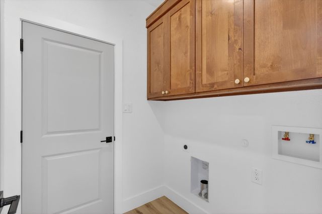 1210 Harvard Street, River Oaks, TX 76114