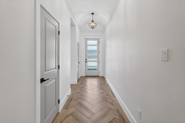 1210 Harvard Street, River Oaks, TX 76114